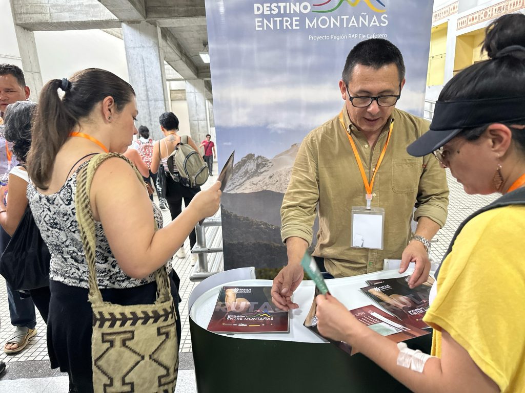 Destino entre montañas